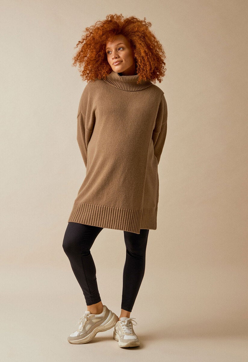 Oversized wool sweater with nursing access - Camel
