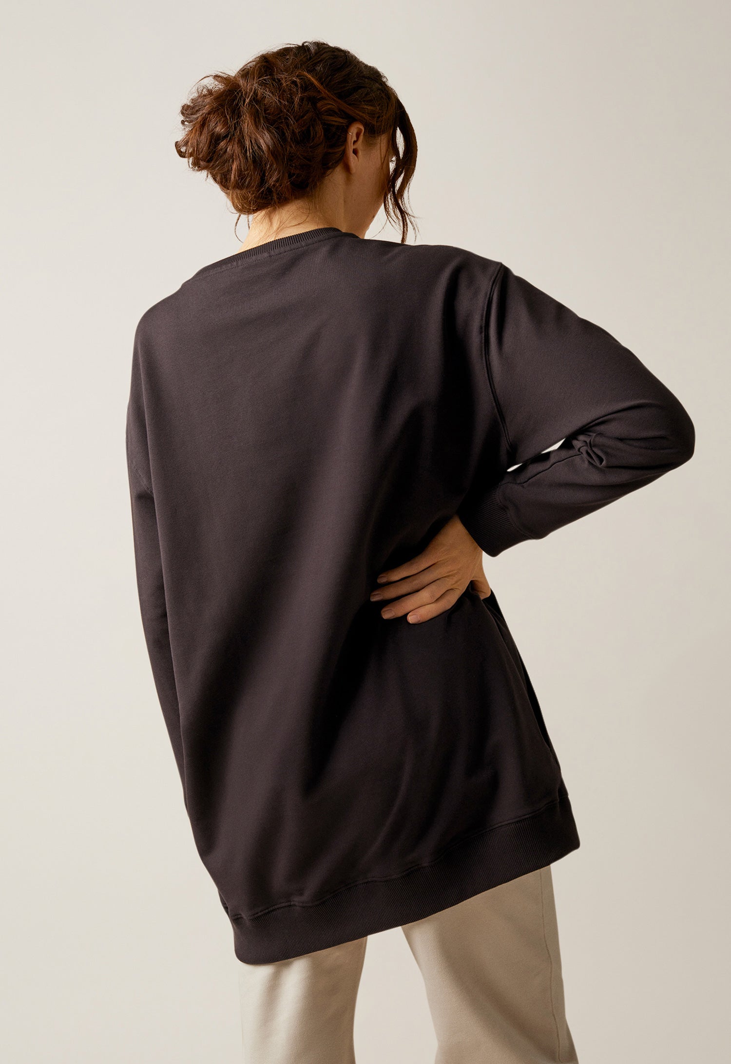 Oversized maternity sweatshirt with nursing access - Black