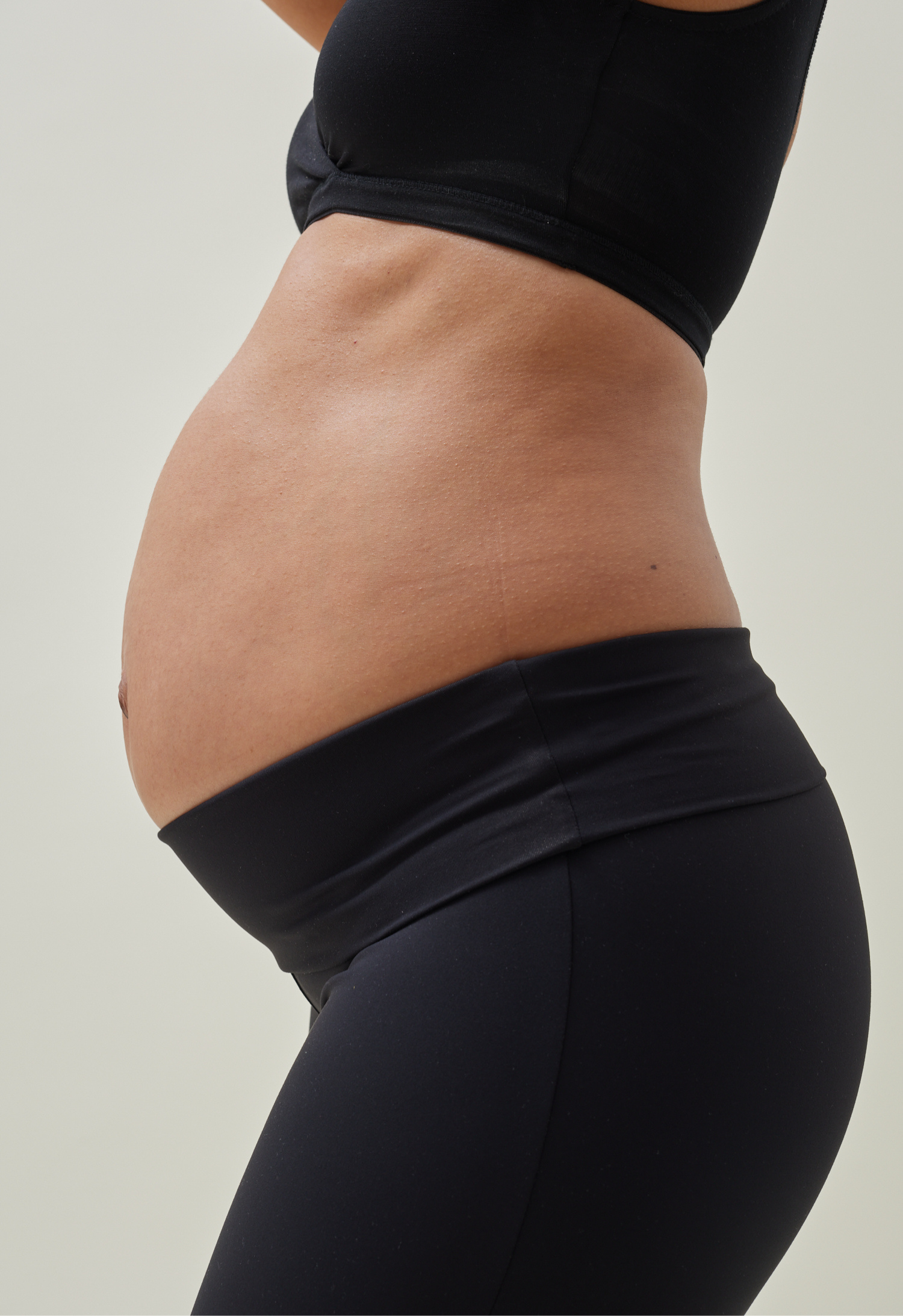 Maternity yoga leggings - Black