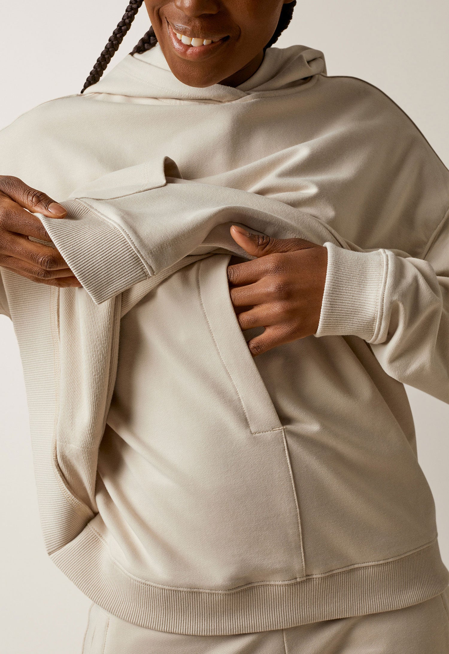 Maternity hoodie with nursing access - Light Beige
