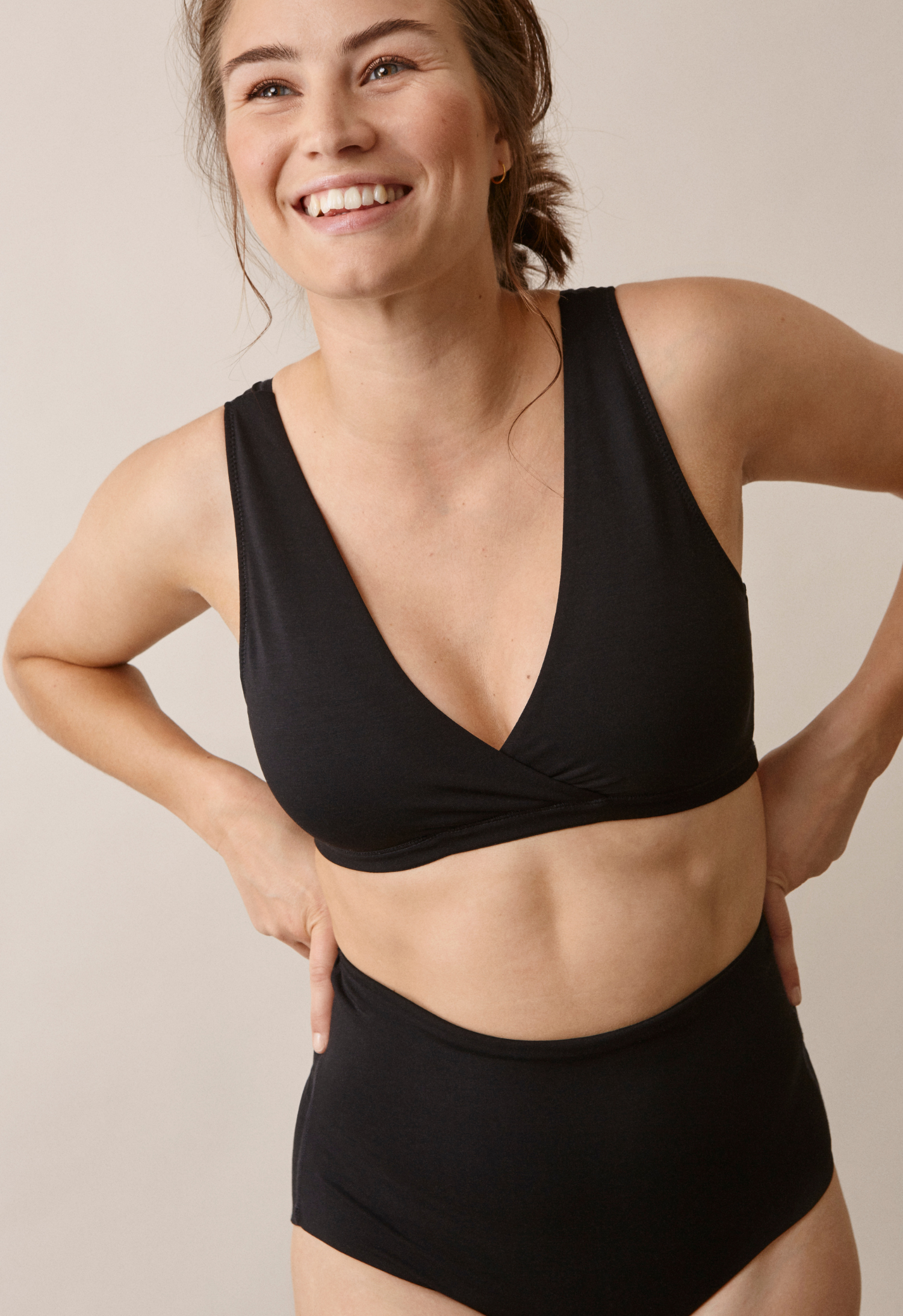 Soft nursing bra - Black - PREORDER ships in February