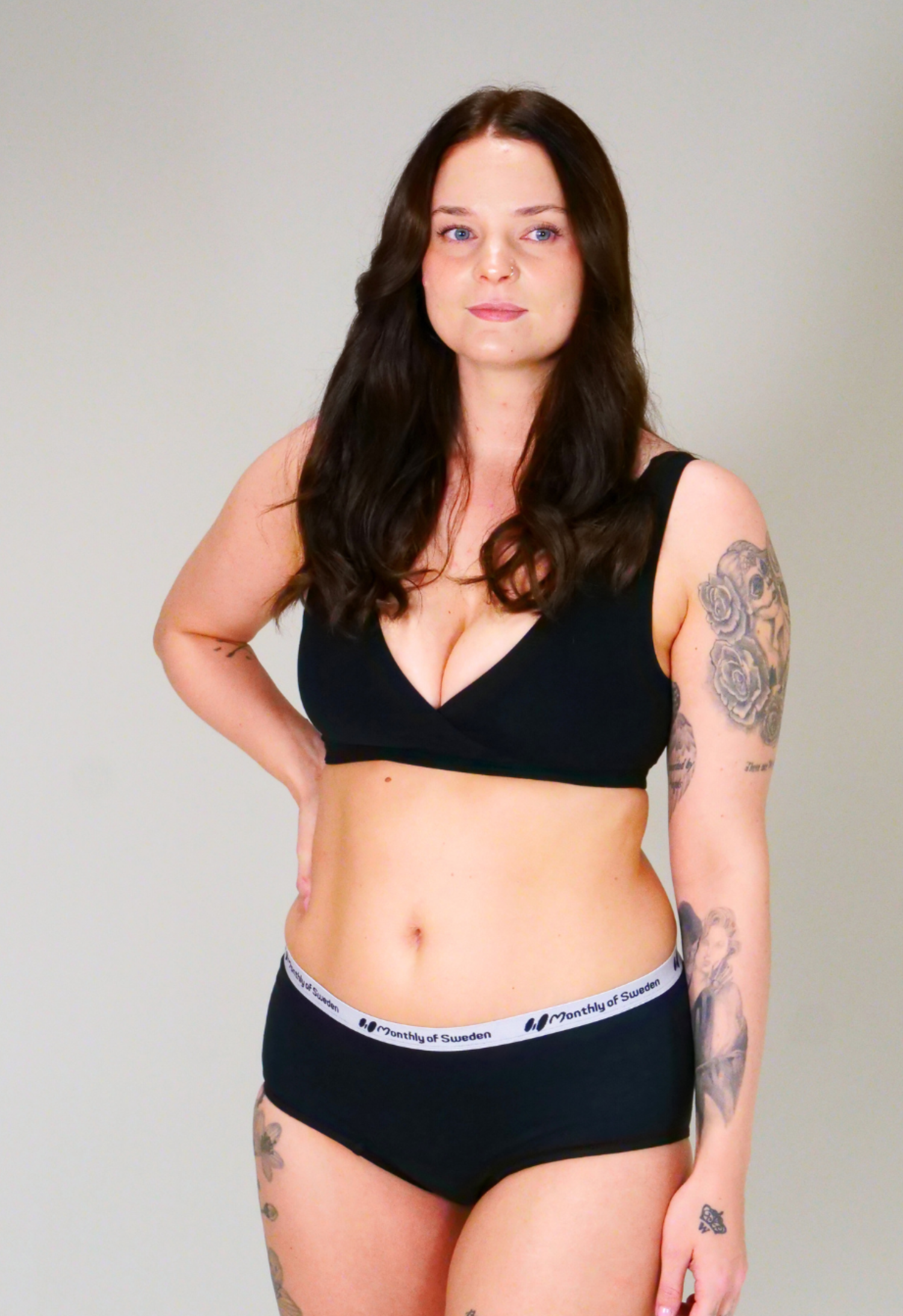 MonthlyWear - Black - Hipster 